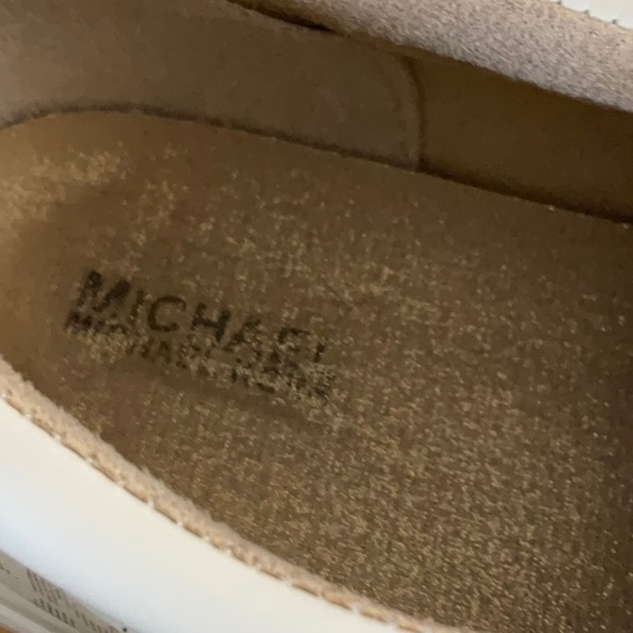 Michael Kors Sneakers - Picture 6 of 8